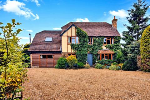 5 bedroom detached house for sale, Epping Lane, Stapleford Tawney