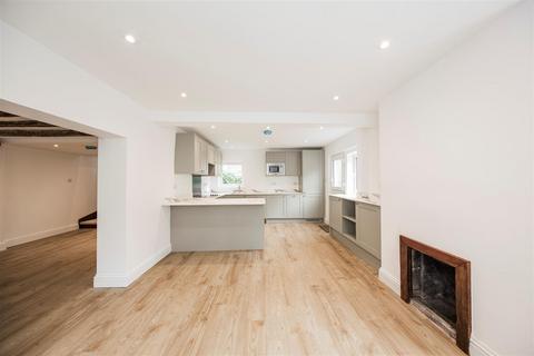 4 bedroom end of terrace house for sale, St. Marys Road, Sevenoaks TN15