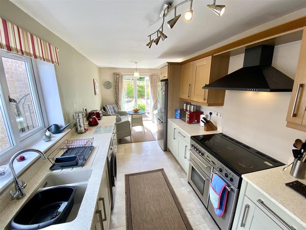 Open Plan Kitchen and Breakfast Room
