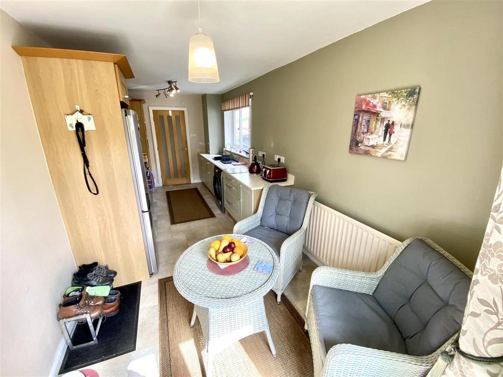 Open Plan Kitchen and Breakfast Room