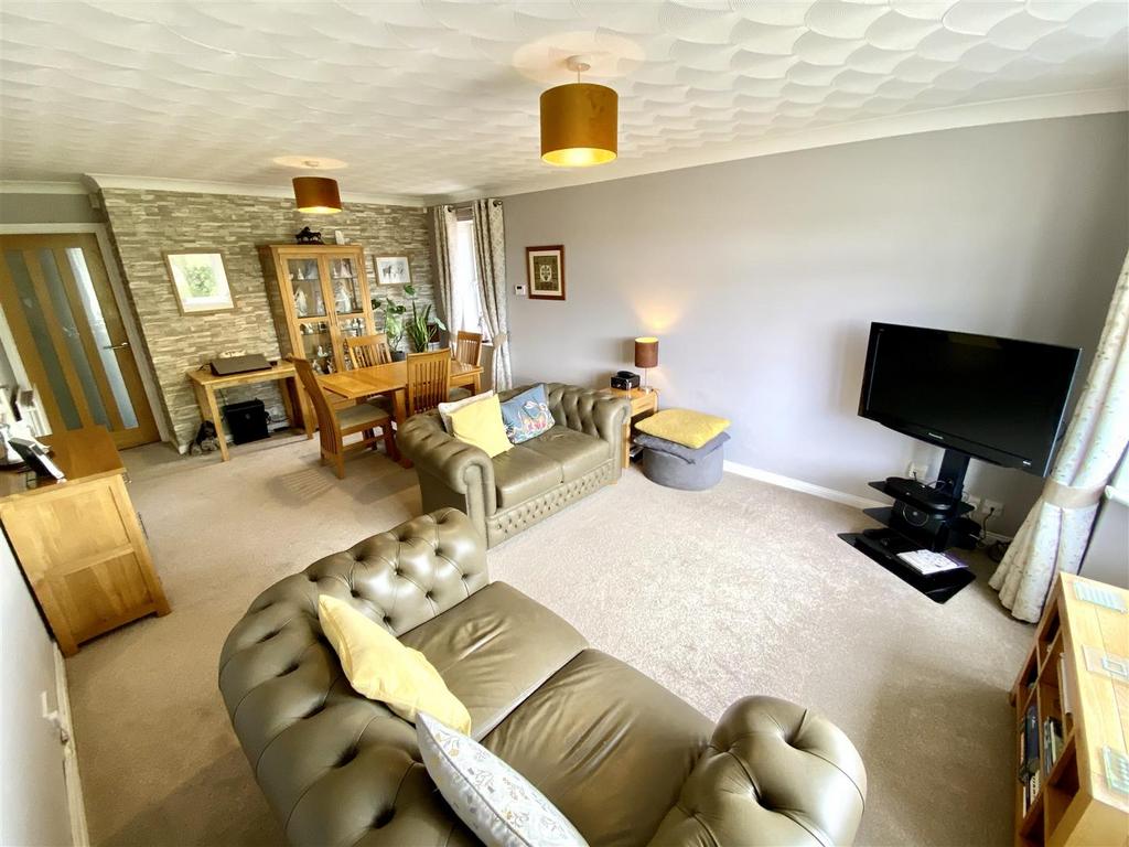 Open Plan Living and Dining Room