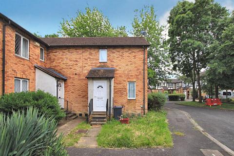 2 bedroom end of terrace house for sale, Ennerdale Close, Feltham TW14