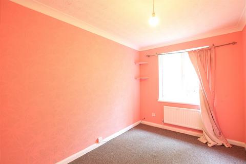 2 bedroom end of terrace house for sale, Ennerdale Close, Feltham TW14