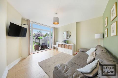 2 bedroom maisonette for sale, Myddelton Avenue, Enfield EN1