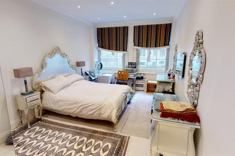 3 bedroom flat for sale, Bryanston Court II, George Street, Marylebone, W1H