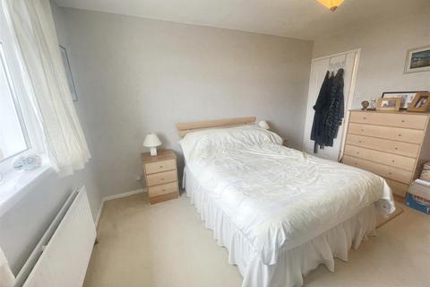 2 bedroom flat for sale, Cranbrook Drive, Prudhoe