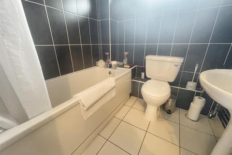 2 bedroom flat for sale, Cranbrook Drive, Prudhoe