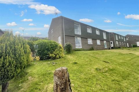 2 bedroom flat for sale, Cranbrook Drive, Prudhoe