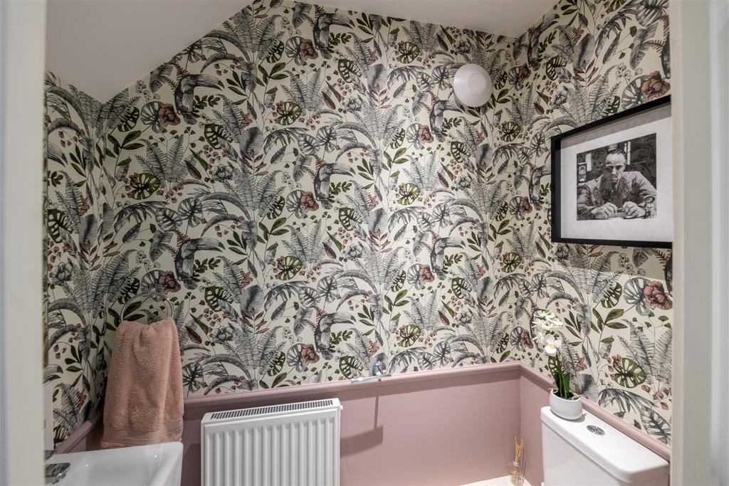 297 Court Lodge Road internals-15.jpg