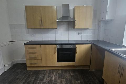 12 Earle Street, Ashton-under-lyne, OL7 0EL