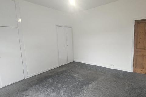 12 Earle Street, Ashton-under-lyne, OL7 0EL