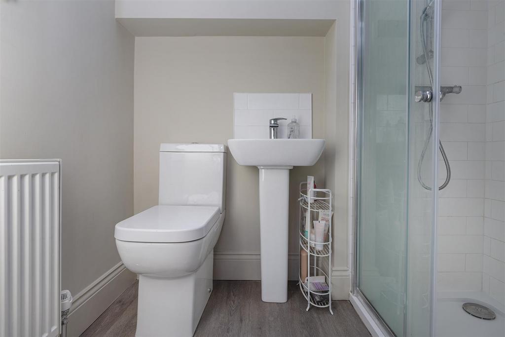 En Suite Shower Room