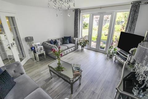23 Clarendon Close, Corby, NN18 8DQ