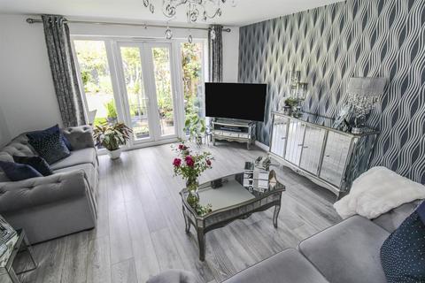 23 Clarendon Close, Corby, NN18 8DQ