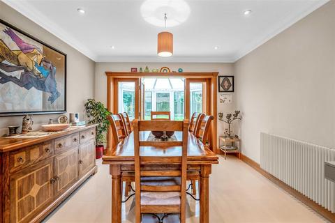 5 Claverdon Drive, Little Aston, Sutton Coldfield, B74 3AH