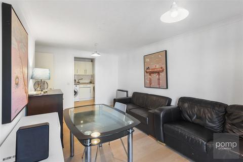 2 bedroom flat to rent, Cromwell Road, South Kensington SW5