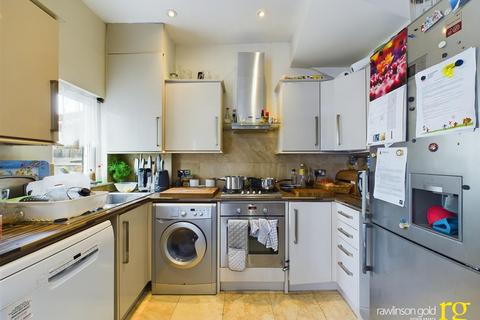 3 bedroom end of terrace house for sale, Bolton Road, Harrow