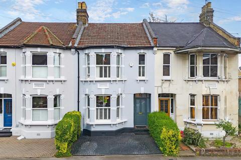 4 bedroom terraced house for sale, St. Thomas Road, Brentwood