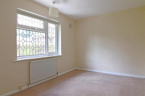 47 Blackthorn Road, Reigate, RH2 7NF