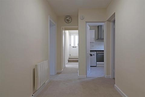 2 bedroom flat for sale, Linkfield Street, Redhill