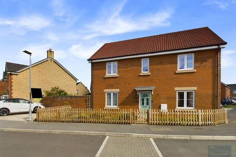 4 bedroom house for sale, Gundy Grove, Trowbridge BA14