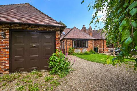 3 bedroom house for sale, Fairfield Road, Bosham