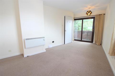 Studio to rent, Verulam Road, St. Albans