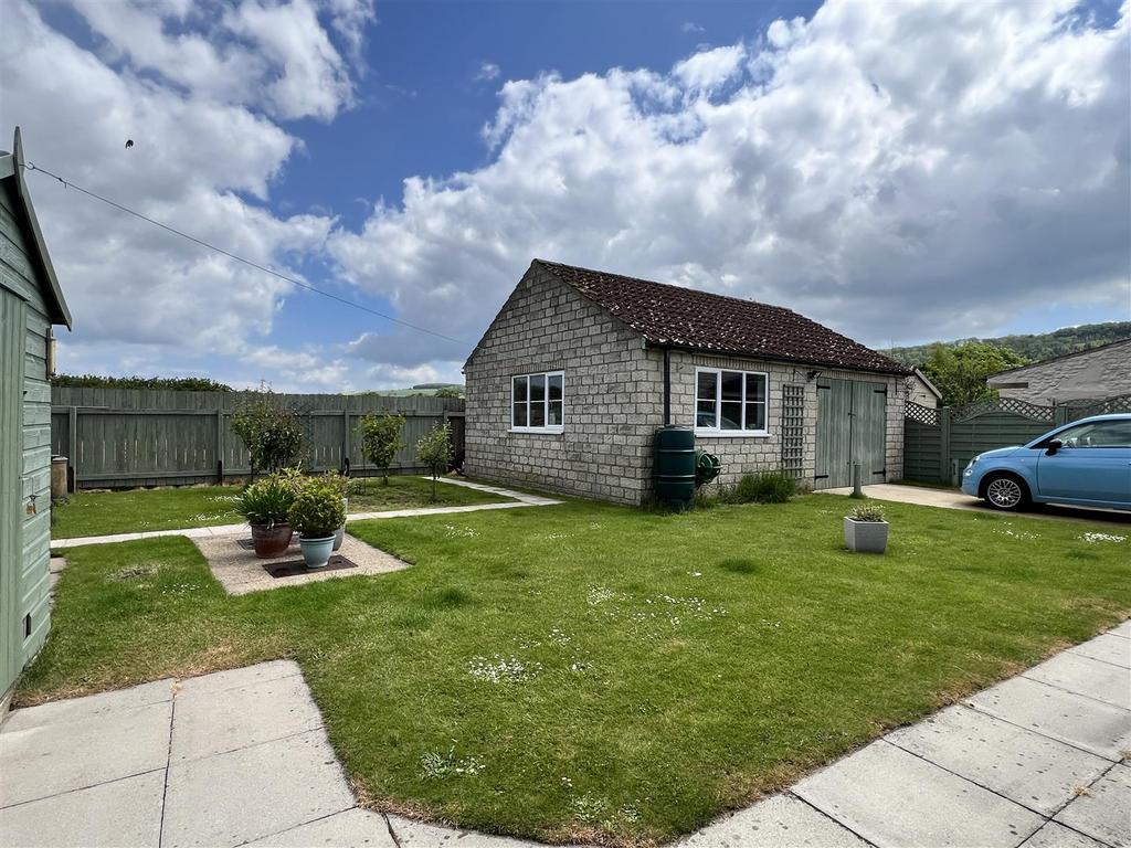Main Street, Potter Brompton... 3 bed detached bungalow for sale £325,000