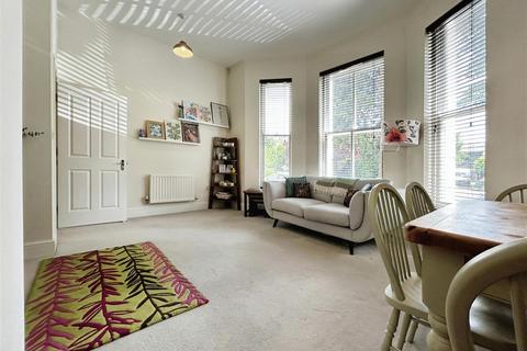 2 bedroom duplex for sale, Lillington Road, Leamington Spa