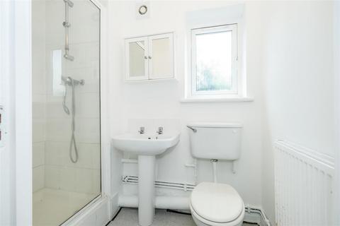 35 Gurney Close, London, E17 5PR