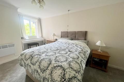 1 bedroom retirement property to rent, Worcester Road, Malvern