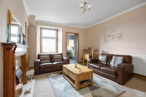 3 bedroom property for sale, 93 Dewar Street, Dunfermline, KY12 8AB