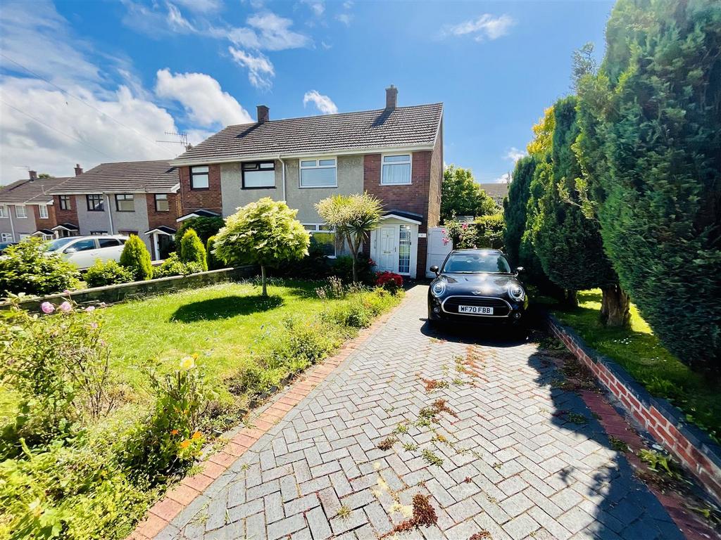 Gorsedd, Llanelli 3 bed semidetached house for sale £125,000