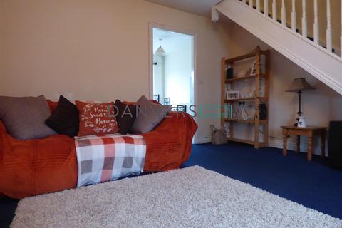 2 bedroom townhouse to rent, Havelock Street, Leicester LE2