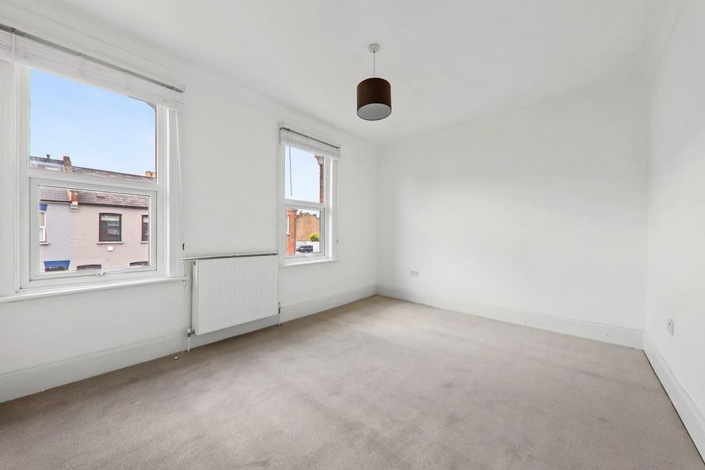 12-3c64 JHProp World - 139 Perry Rise - 36 (1)-mediu