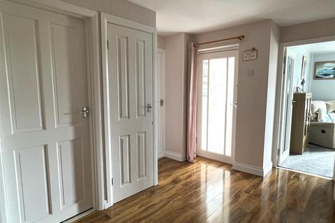 47 Menear Road, St Austell, PL25 3DF