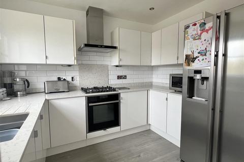 267a Manor View, Par, PL24 2EP