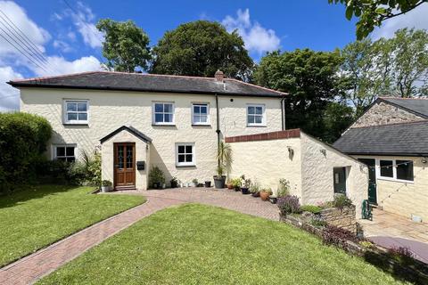 3 bedroom detached house for sale, Charlestown Road, St. Austell