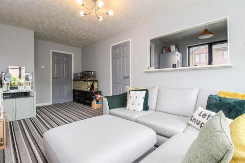 1 bedroom maisonette for sale, Park Court, Ossett WF5