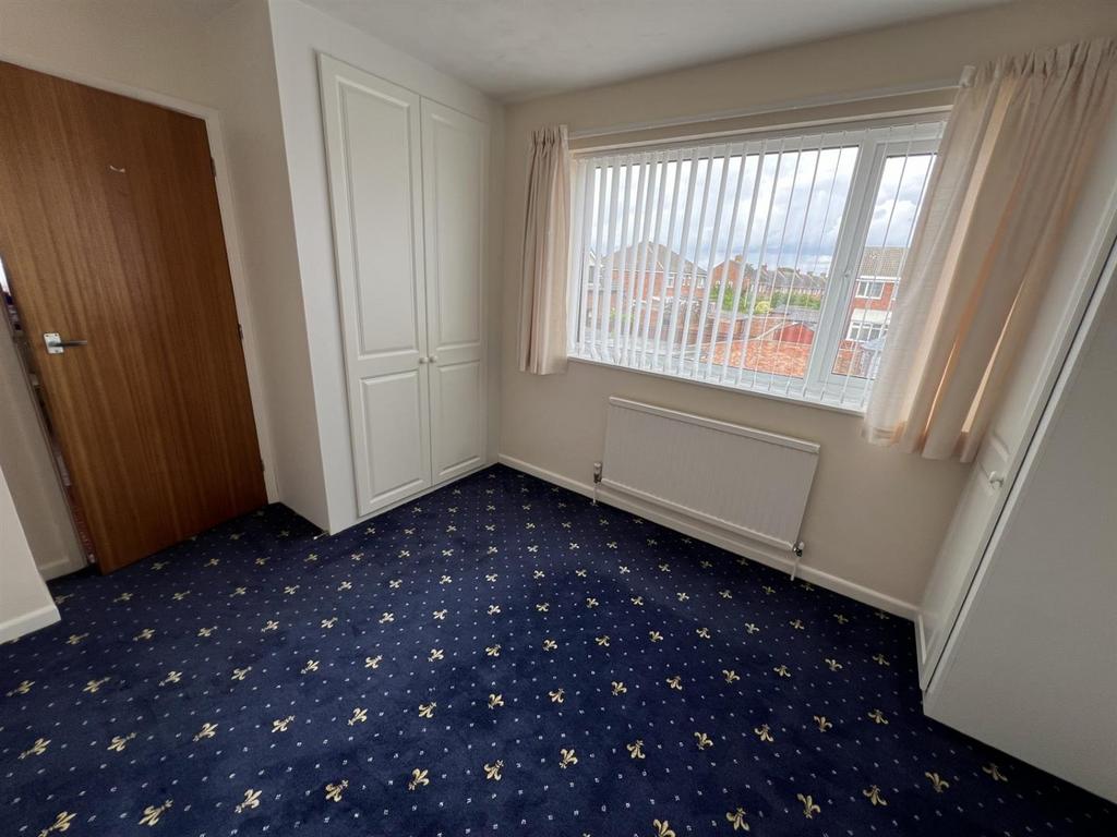 Bedroom 2 .jpg