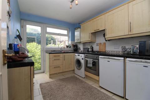 3 bedroom terraced house for sale, Camden Road, Broadstairs