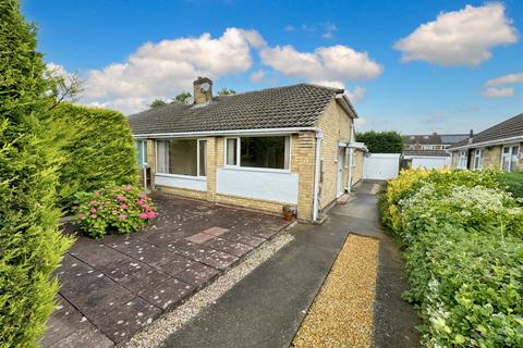 2 bedroom semi-detached bungalow for sale, Pitt Way, Farnborough