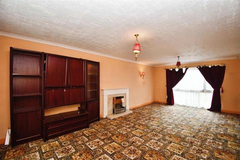 17 Cedar Close, Anlaby, Hull, HU10 7HY