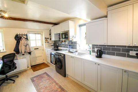 1 bedroom end of terrace house for sale, Thornborough