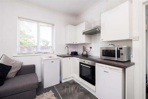 1 bedroom flat for sale, Percy Road, Bournemouth BH5