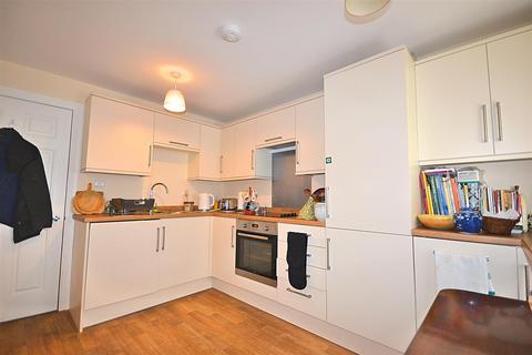 3 bedroom semi-detached house for sale, Colliton Street, Dorchester