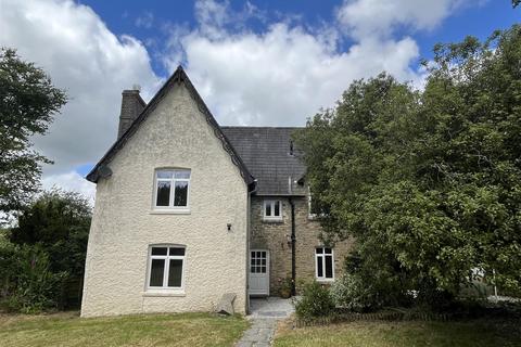 4 bedroom detached house to rent, Grampound, Truro