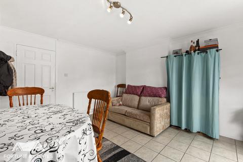 86 Fold Croft, Harlow, CM20 1SQ