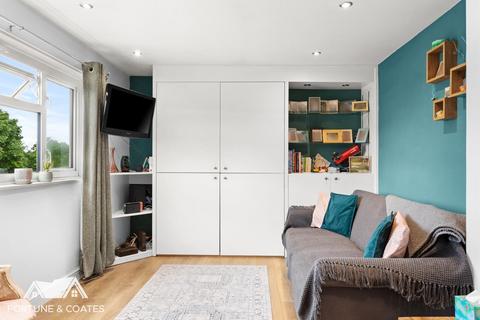 1 bedroom flat for sale, Rundells, Harlow