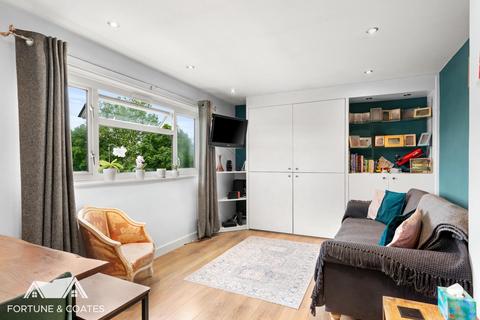 1 bedroom flat for sale, Rundells, Harlow